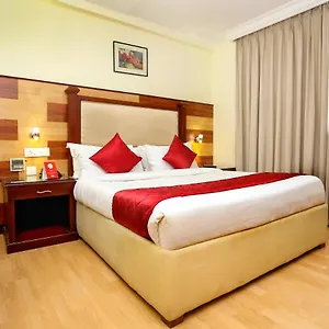 https://oyo-10719-mermaid-hotel.kerala-hotels.net